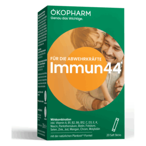 Verpackung von Immun44 mit orangefarbener Schrift auf grünem Hintergrund, zeigt Vitamine für die Abwehrkräfte.
