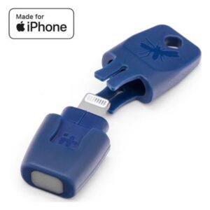Ein blauer Adapter mit einem Lightning-Anschluss, designed für iPhone-Geräte.