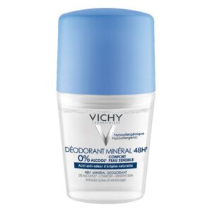 Mineral-Deodorant von Vichy in einer transparenten Flasche mit blauem Deckel, hypoallergen und alkoholfrei.