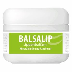 Weißer Behälter mit grünem Etikett, beschriftet mit "BALSALIP Lippenbalsam" und Inhaltsstoffen.