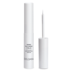 Weißer Flakon mit einem Wimpernserum und feiner Applikatorspitze, beschriftet mit 'Siero allunga ciglia' und 'DOLomia'.