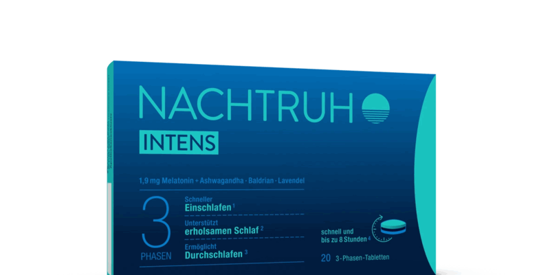 Verpackung von Nachtruhe Intens mit Angaben zu Inhaltsstoffen und Schlafunterstützung, in blauer Farbgestaltung.