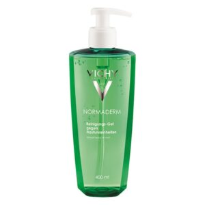 Grünes Vichy Normaderm Reinigungs-Gel in einer durchsichtigen Flasche mit Spenderpumpe, für empfindliche Haut.