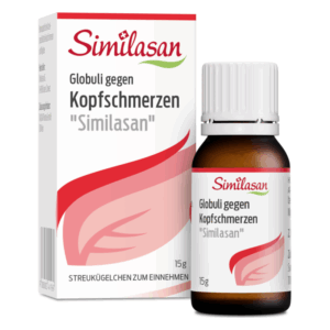 Packung und Flasche mit Globuli gegen Kopfschmerzen von Similasan, verpackt in einer weißen Box mit rot-weißen Akzenten.