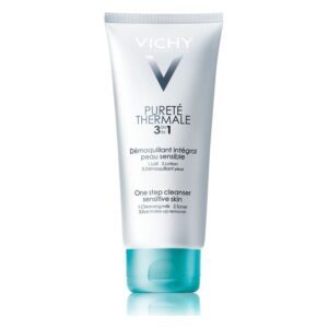 Helle Tube mit silberner Beschriftung, enthält ein 3-in-1-Reinigungsprodukt für empfindliche Haut von Vichy.