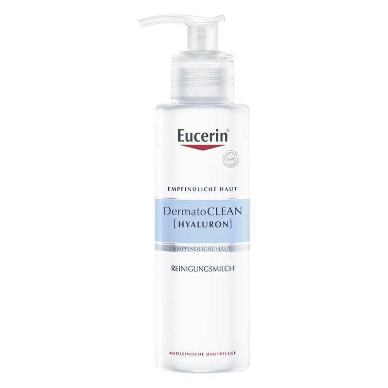 Transparente Flasche mit Pumpverschluss, enthält Eucerin DermatoCLEAN Reinigungsmilch für empfindliche Haut.