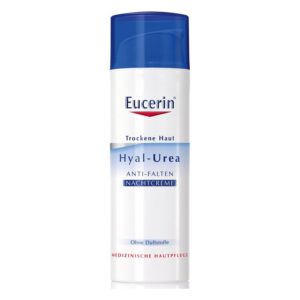 Eucerin Hyal-Urea Anti-Falten Nachtcreme in einer weißen Kunststoffflasche mit blauer Kappe, für trockene Haut.