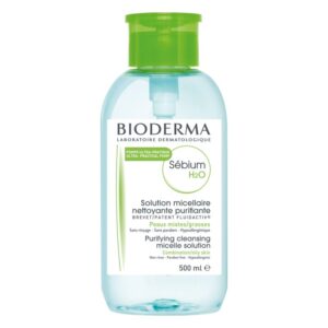 Flasche mit micellare Lösung von Bioderma für Misch- und fettige Haut, mit praktischer Pumpöffnung, 500 ml.