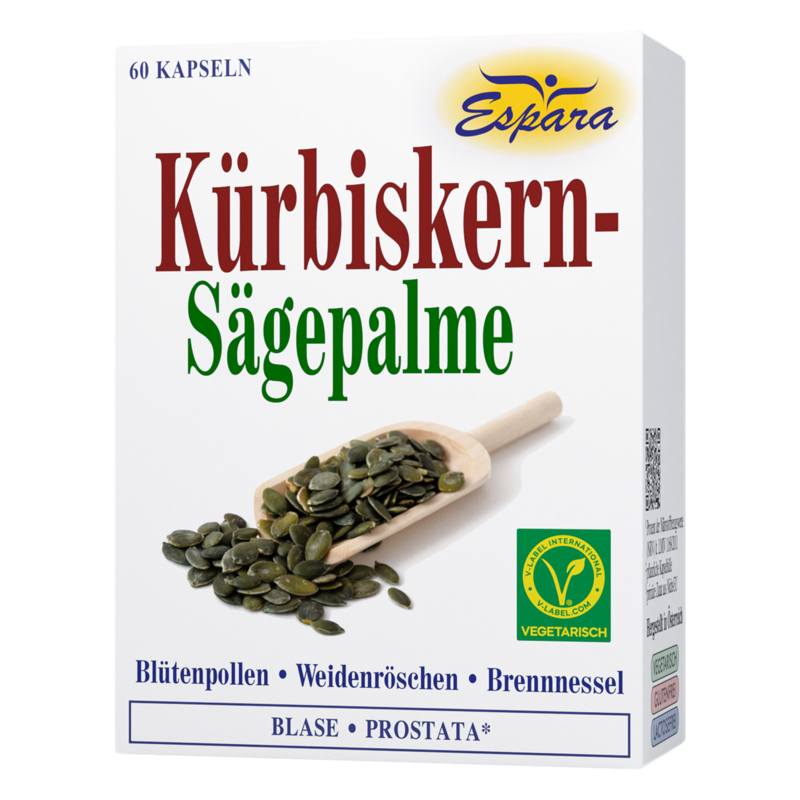 Verpackung von Kürbiskern-Sägepalme Kapseln mit einem Holzlöffel und Kürbiskernen,