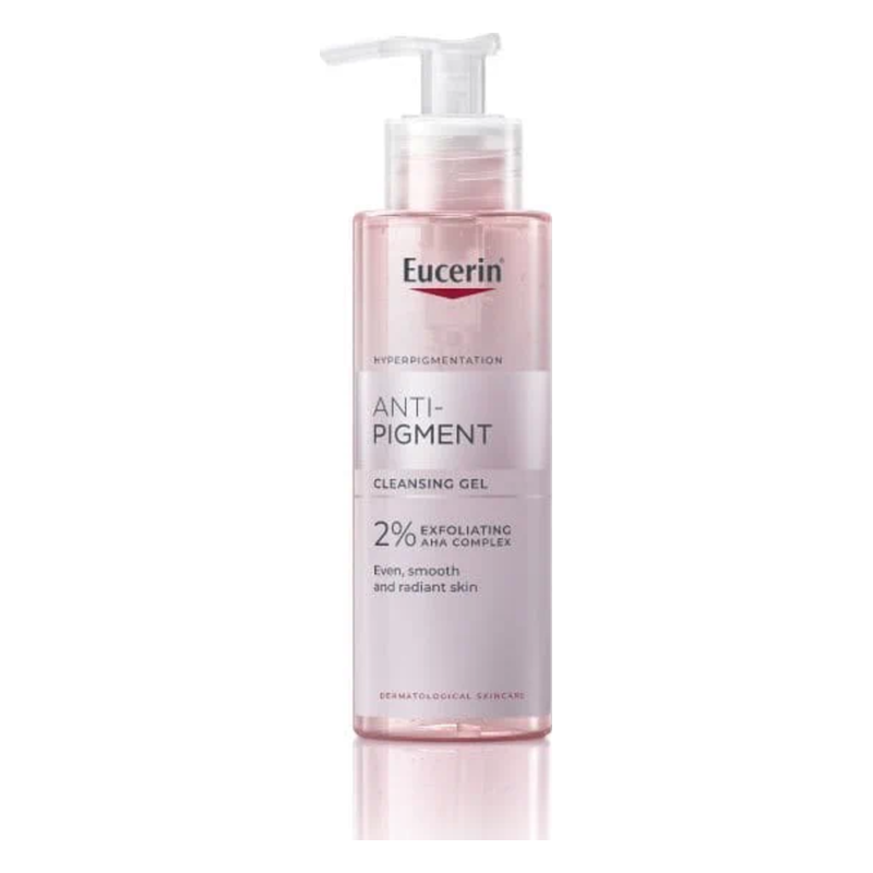 Transparente Flasche mit Pumpverschluss, enthält Eucerin Anti-Pigment Reinigungsgel zur Bekämpfung von Hyperpigmentierung.