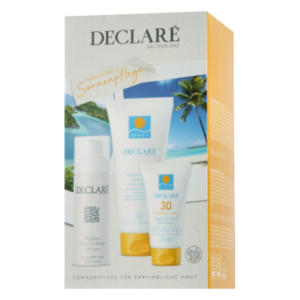 Verpackung mit Sonnenpflegeprodukten von DECLARE, darunter Mousse, Körperlotion und Sonnencreme.